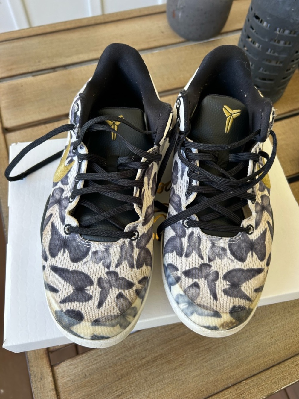 Kobe 8 Pro Toe Nike Leaf-Print Sneakers with Gold Swoosh - Picture 3 of 9